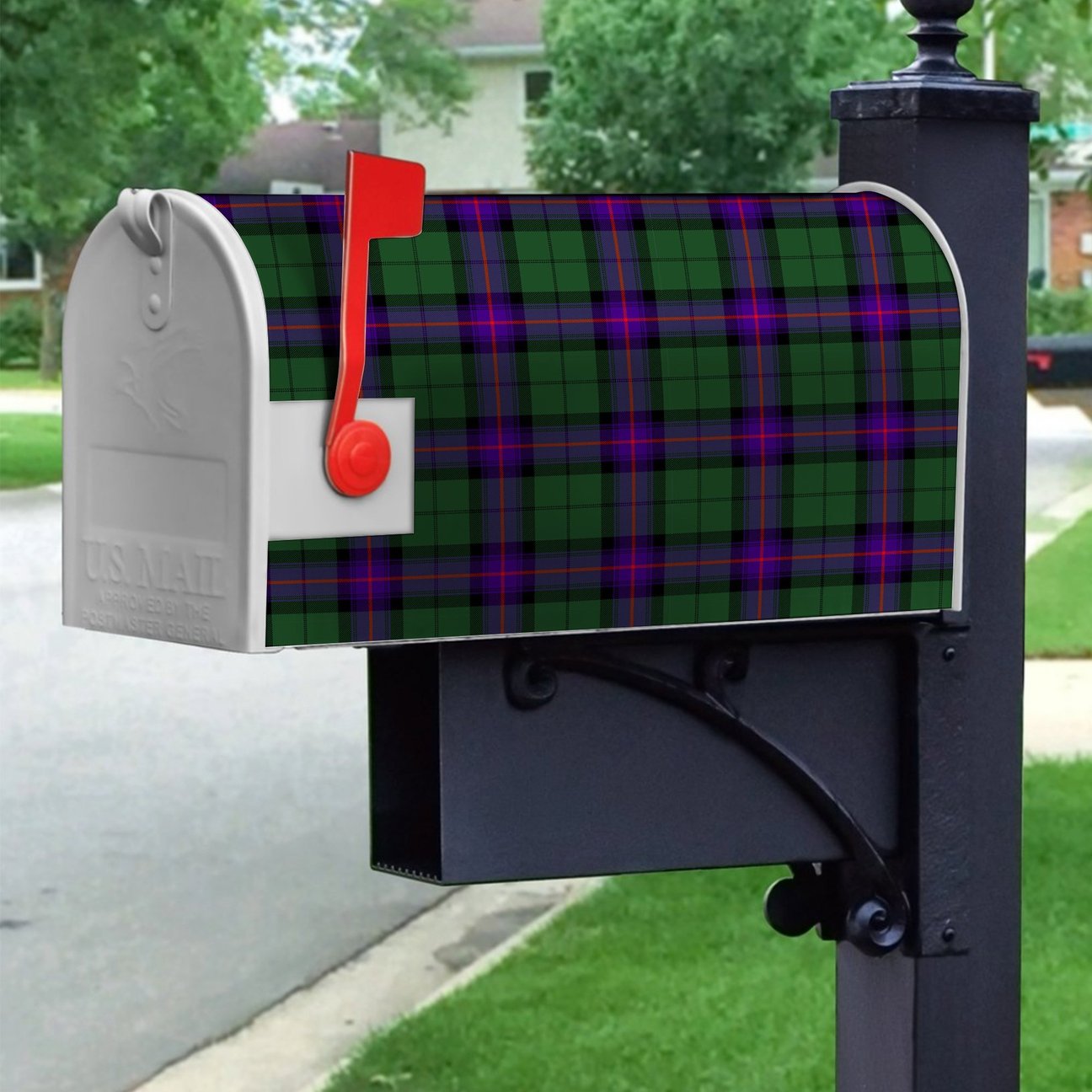 Armstrong Modern Tartan Crest Mailbox