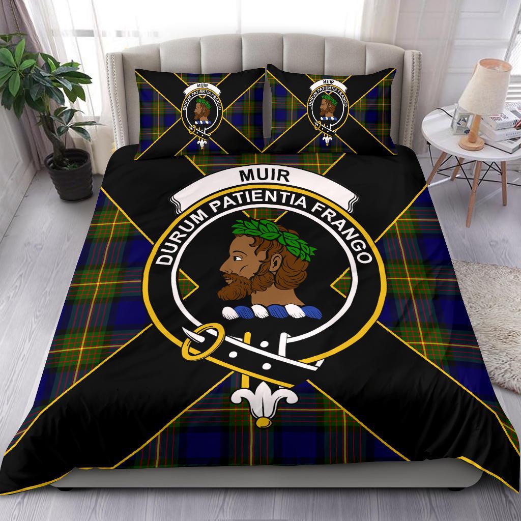 Muir Tartan Crest Bedding Set - Luxury Style