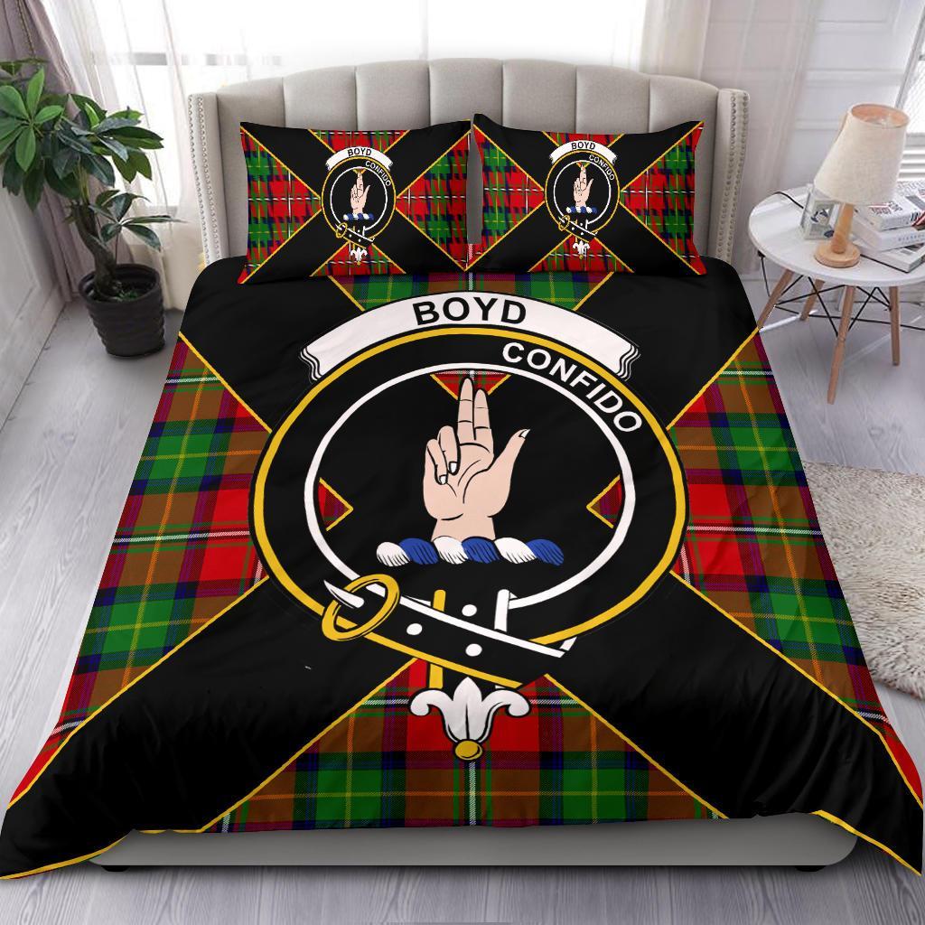 Boyd Tartan Crest Bedding Set - Luxury Style