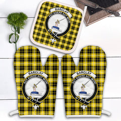 Barclay Dress Modern Tartan Crest Oven Mitt And Pot Holder (2 Oven Mitts + 1 Pot Holder)