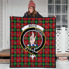 Boyd Modern Tartan Crest Quilt