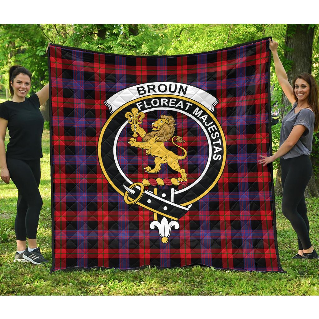 Broun Modern Tartan Crest Quilt