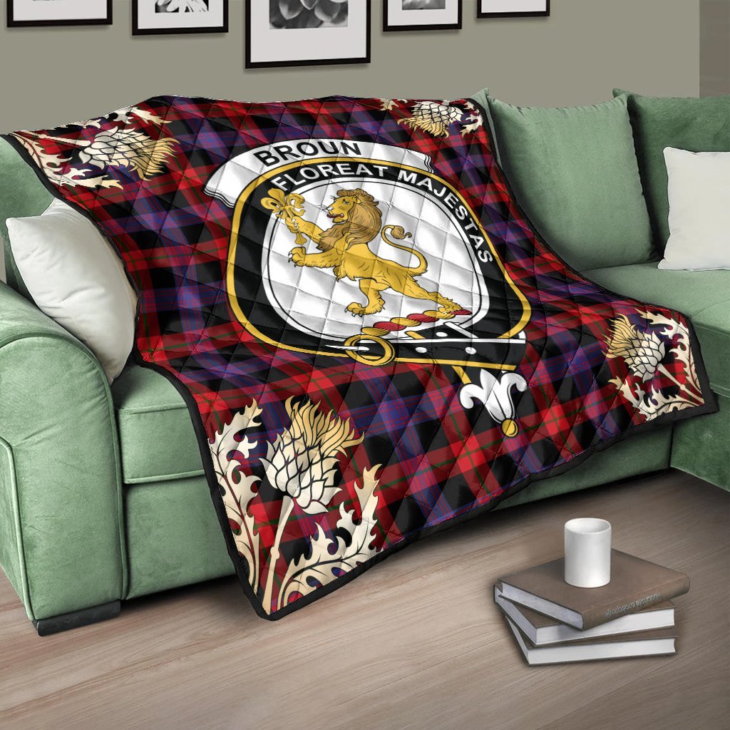 Broun Modern Tartan Crest Premium Quilt - Gold Thistle Style