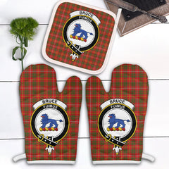 Bruce Modern Tartan Crest Oven Mitt And Pot Holder (2 Oven Mitts + 1 Pot Holder)