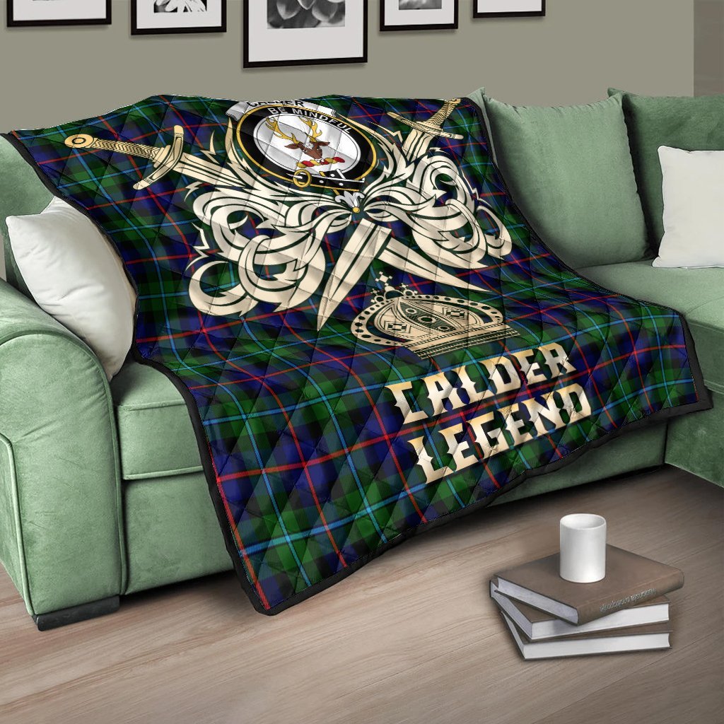 Calder Modern Tartan Crest Legend Gold Royal Premium Quilt