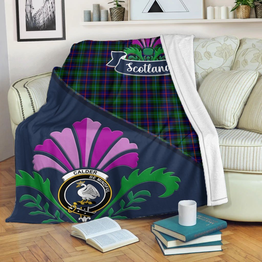 Calder (Calder-Campbell) Tartan Crest Premium Blanket - Thistle Style