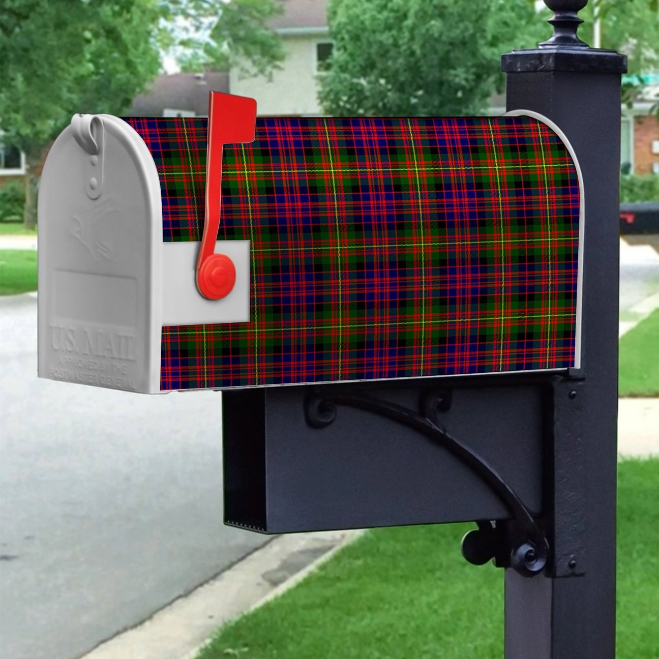 Carnegie Modern Tartan Crest Mailbox