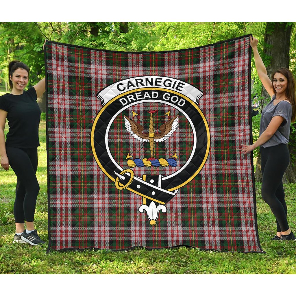 Carnegie Dress Tartan Crest Quilt