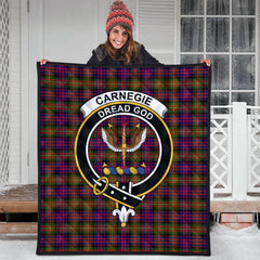 Carnegie Modern Tartan Crest Quilt