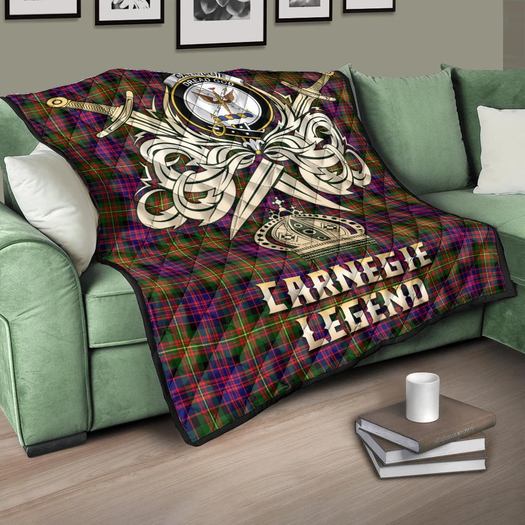 Carnegie Modern Tartan Crest Legend Gold Royal Premium Quilt