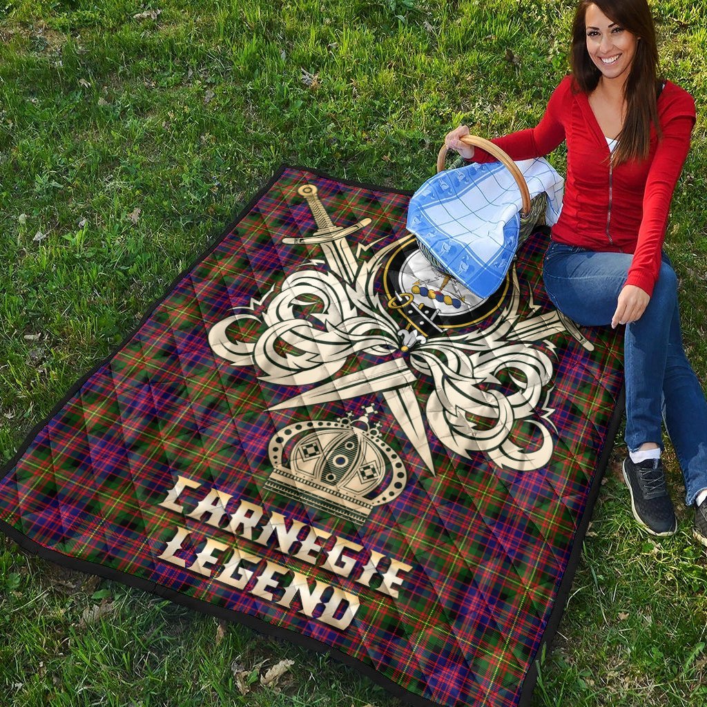 Carnegie Modern Tartan Crest Legend Gold Royal Premium Quilt