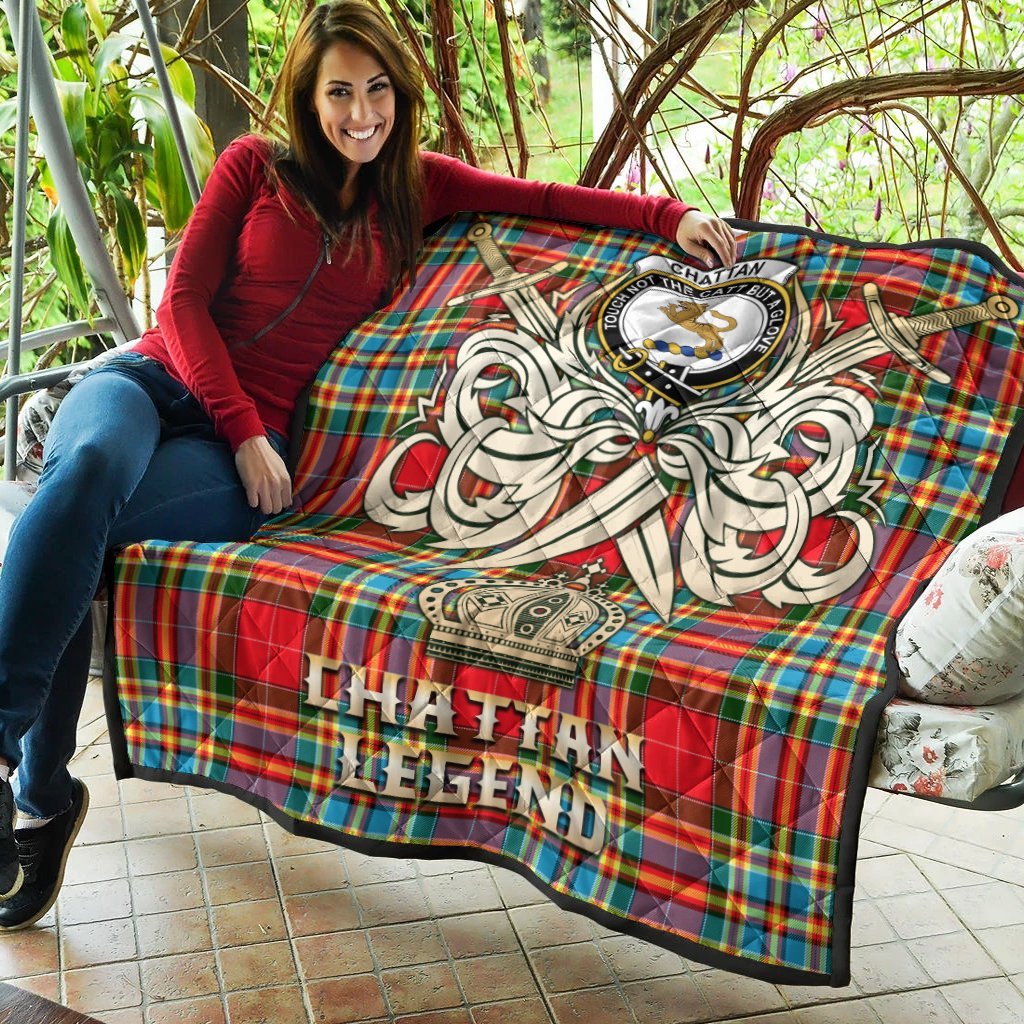 Chattan Tartan Crest Legend Gold Royal Premium Quilt