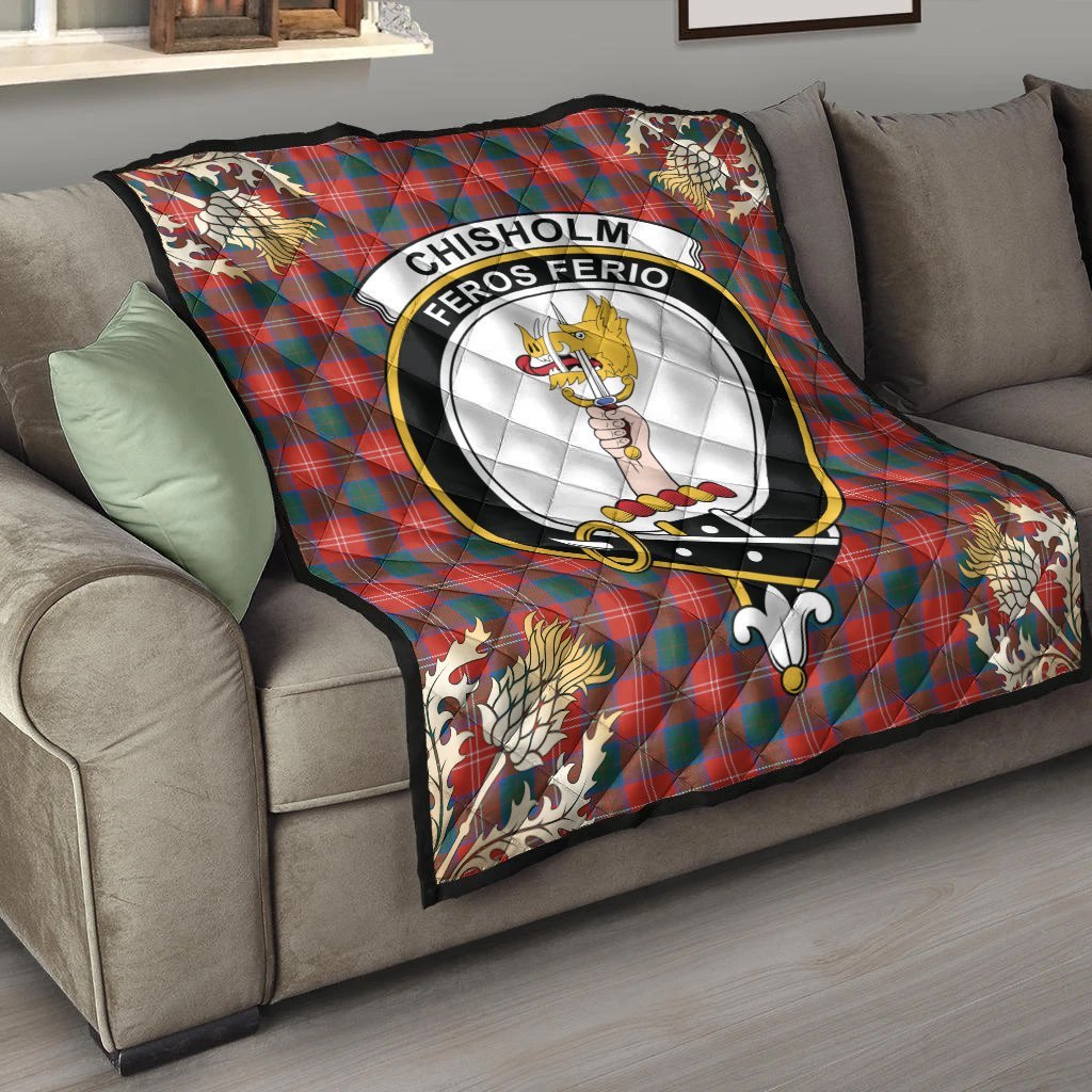 Chisholm Ancient Tartan Crest Premium Quilt - Gold Thistle Style