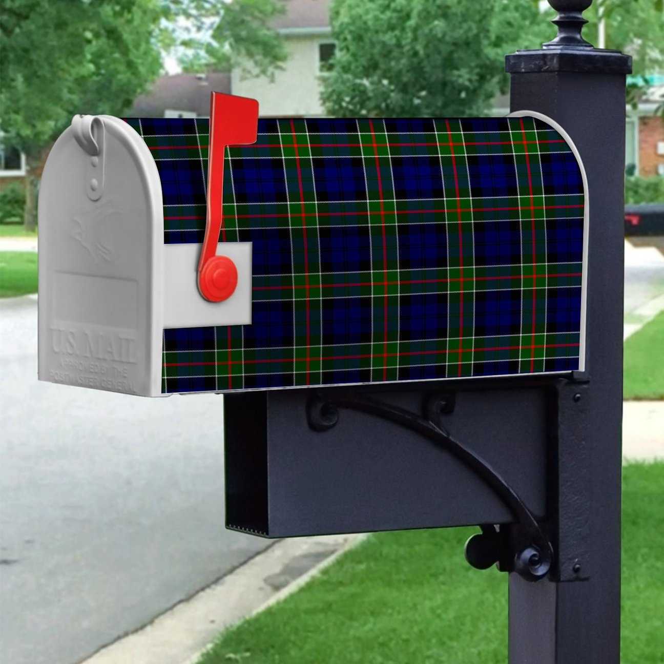 Colquhoun Modern Tartan Crest Mailbox