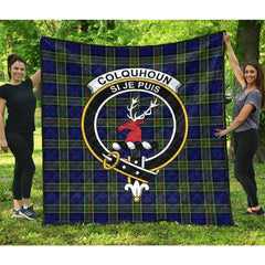 Colquhoun Modern Tartan Crest Quilt