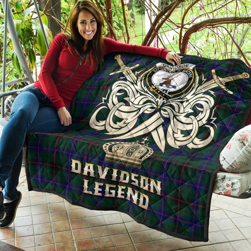 Davidson Modern Tartan Crest Legend Gold Royal Premium Quilt