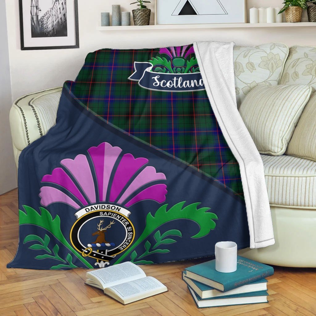 Davidson Tartan Crest Premium Blanket - Thistle Style