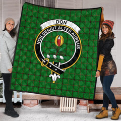 Don Tartan Crest Quilt