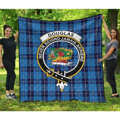 Douglas Variation Tartan Crest Quilt