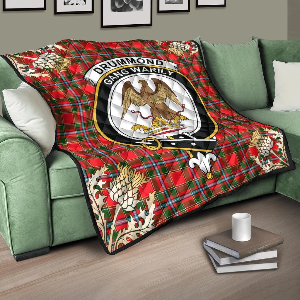 Drummond of Perth Tartan Crest Premium Quilt - Gold Thistle Style