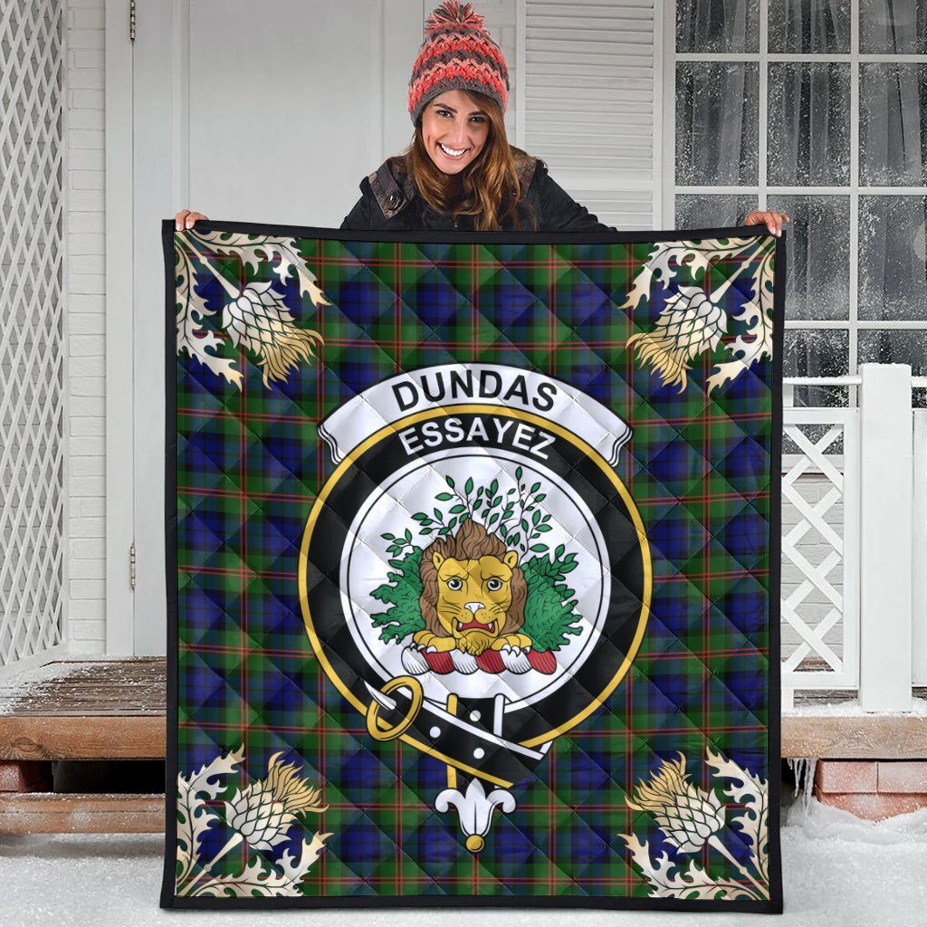 Dundas Modern 02 Tartan Crest Premium Quilt - Gold Thistle Style