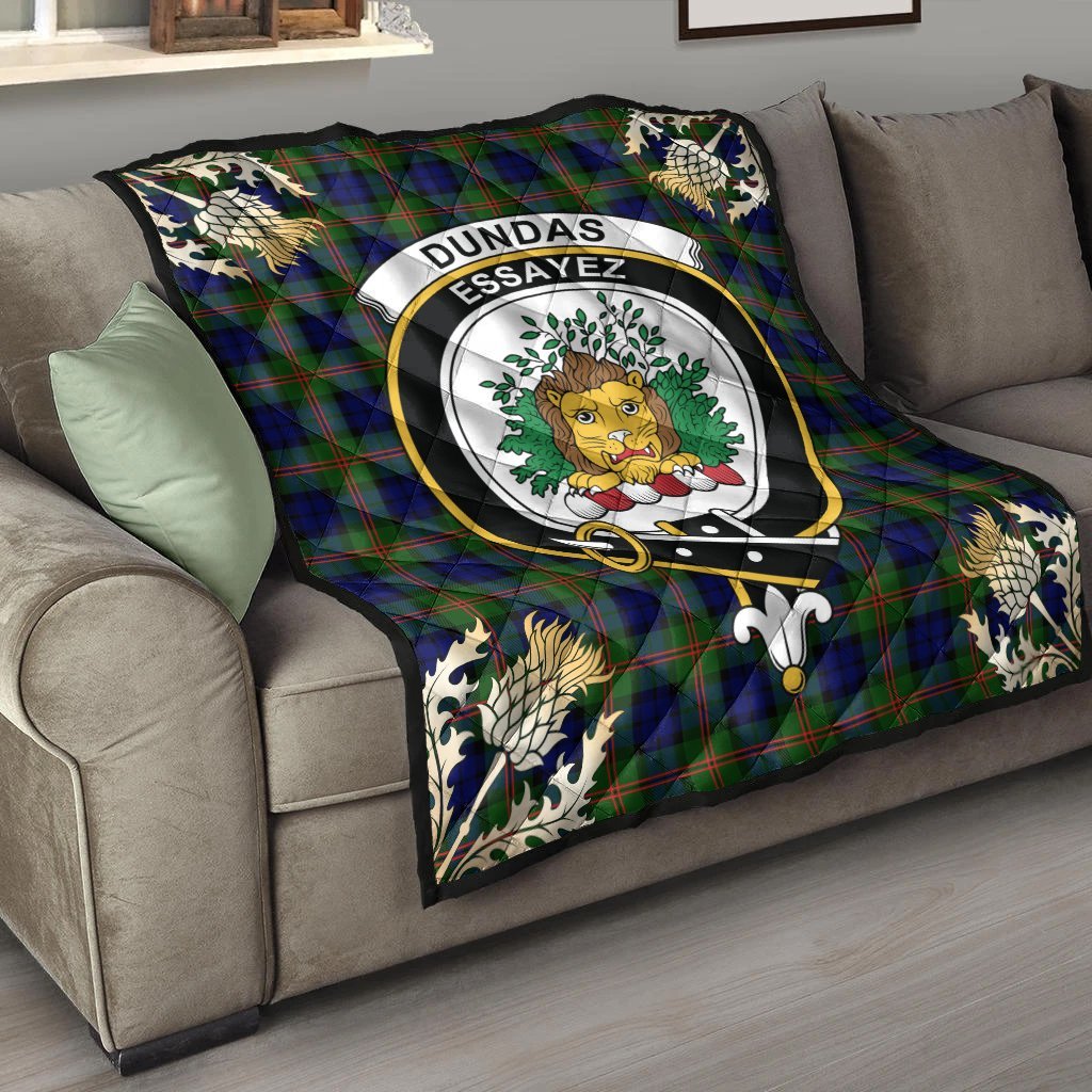 Dundas Modern 02 Tartan Crest Premium Quilt - Gold Thistle Style