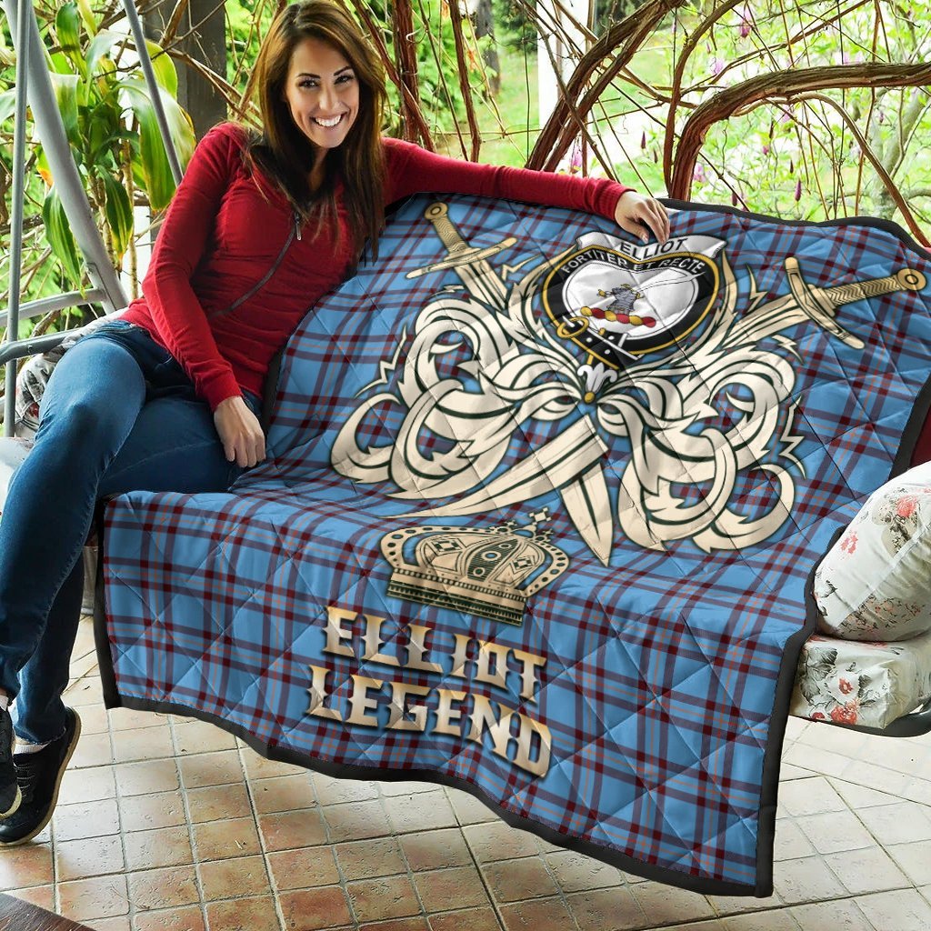 Elliot Ancient Tartan Crest Legend Gold Royal Premium Quilt