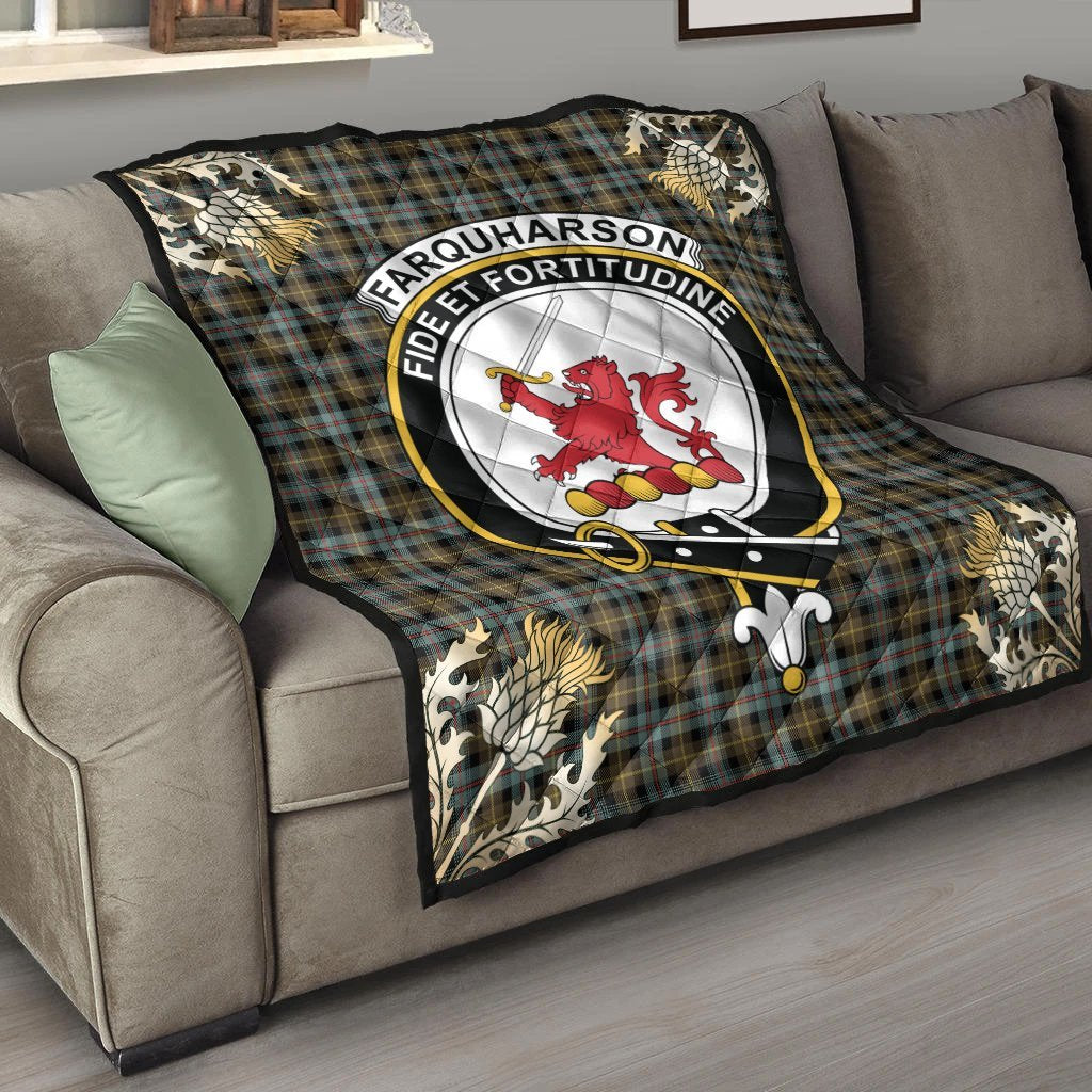 Farquharson Weathered Tartan Crest Premium Quilt - Gold Thistle Style