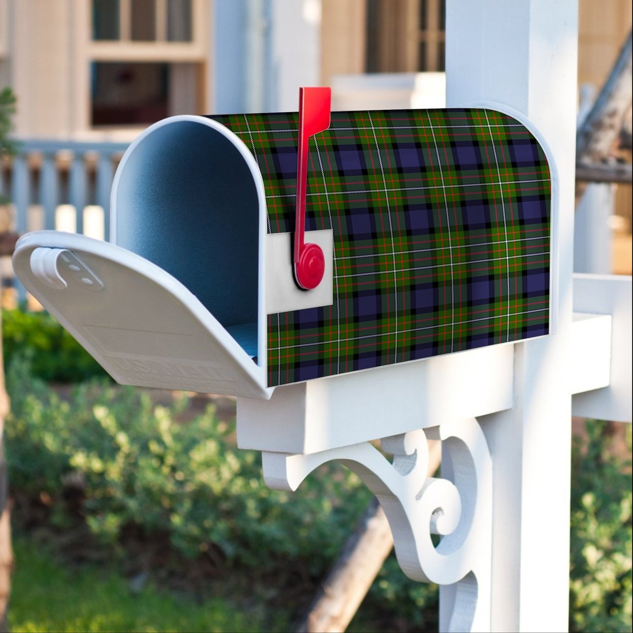 Fergusson Modern Tartan Crest Mailbox