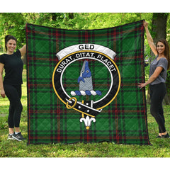 Ged Tartan Crest Quilt