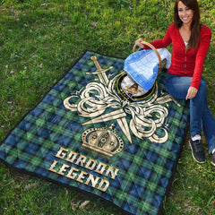 Gordon Ancient Tartan Crest Legend Gold Royal Premium Quilt