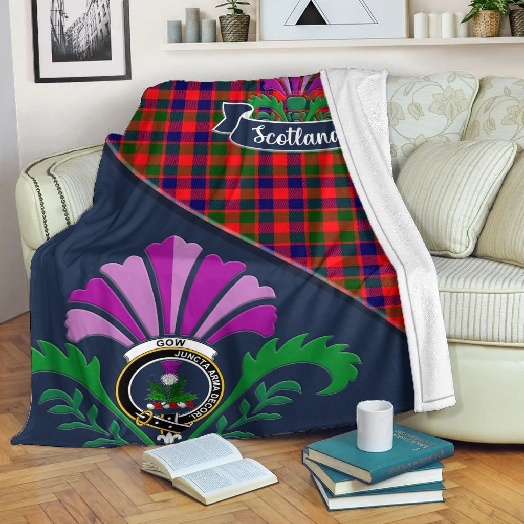 Gow (of Skeoch) Tartan Crest Premium Blanket - Thistle Style