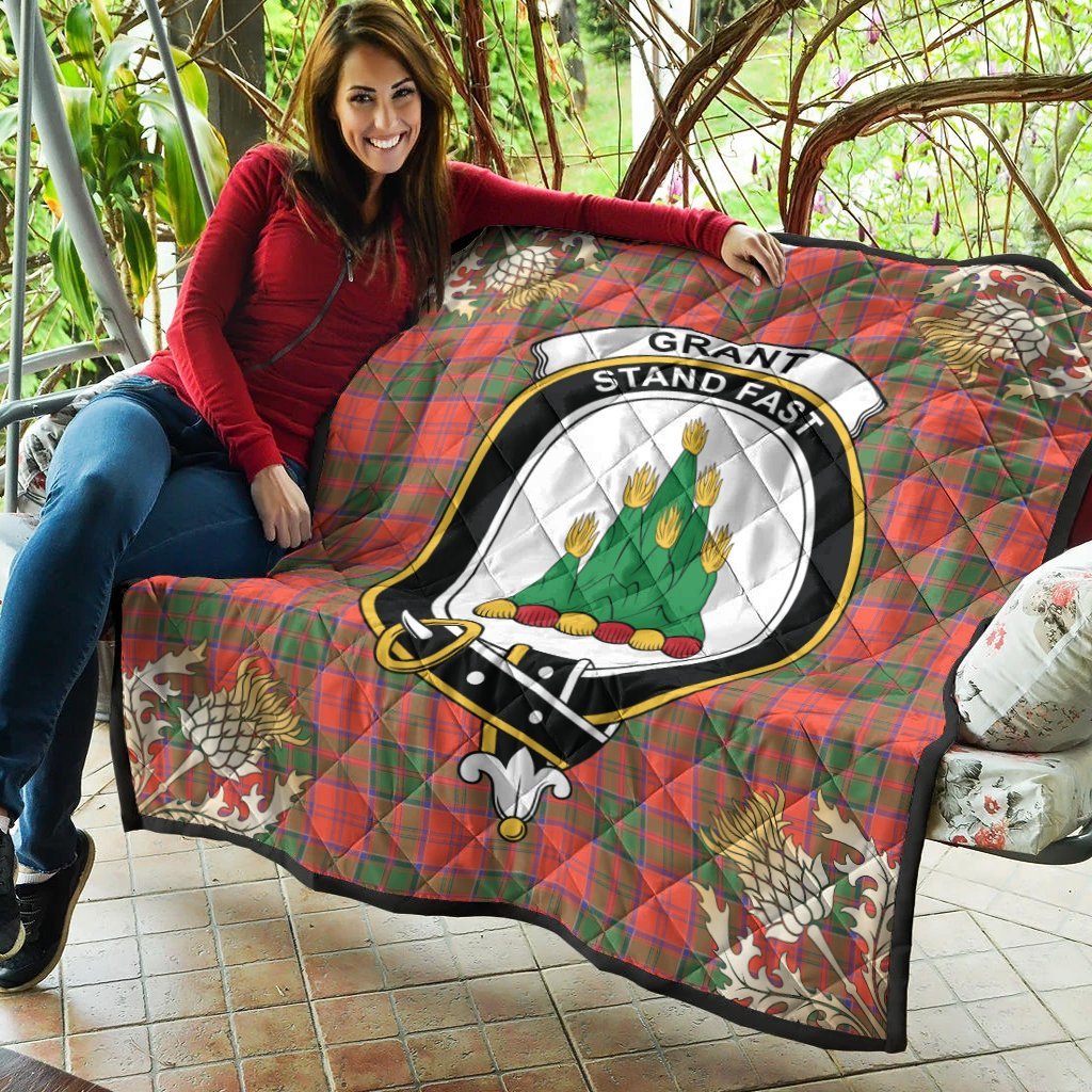 Grant Ancient Tartan Crest Premium Quilt - Gold Thistle Style