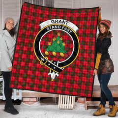 Grant Modern Tartan Crest Quilt