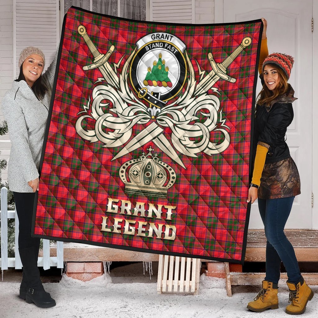 Grant Modern Tartan Crest Legend Gold Royal Premium Quilt