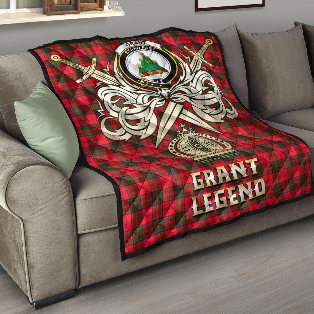 Grant Modern Tartan Crest Legend Gold Royal Premium Quilt