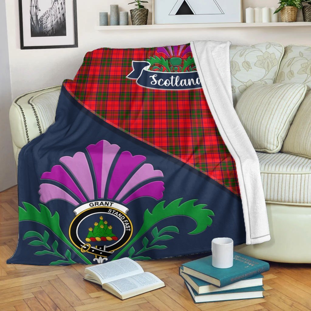 Grant Tartan Crest Premium Blanket - Thistle Style