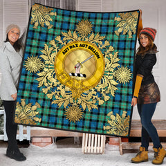 Gunn Ancient Tartan Crest Premium Quilt - Gold Thistle Style