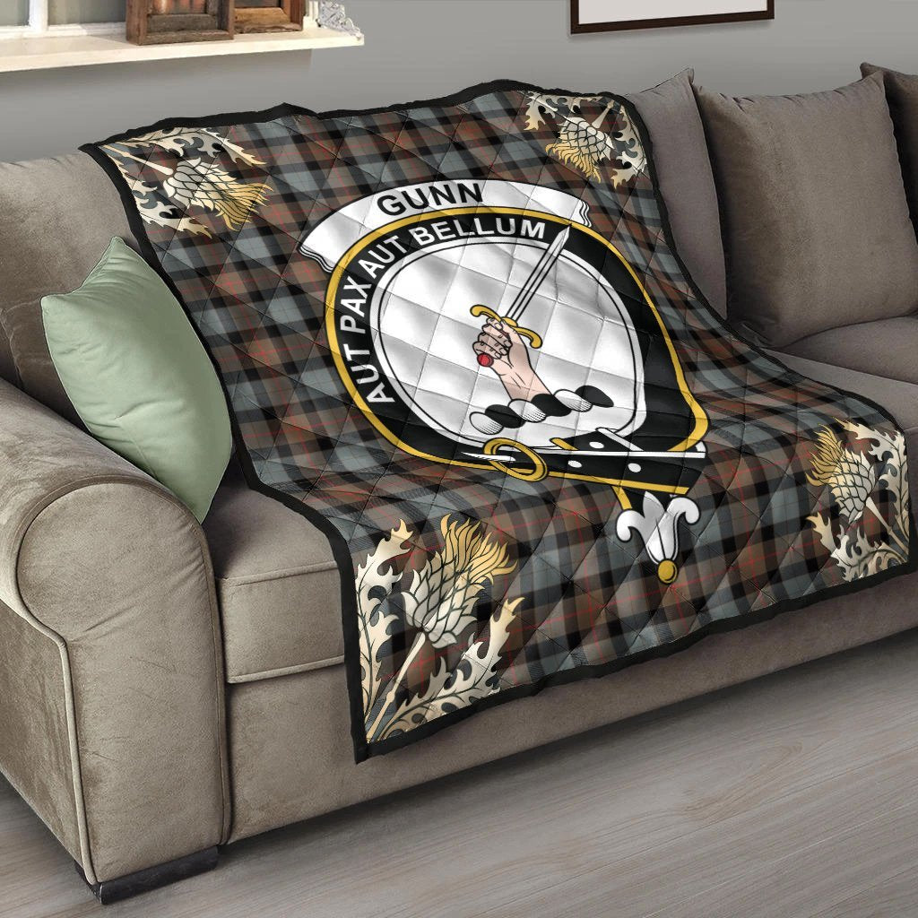 Gunn Weathered Tartan Crest Premium Quilt - Gold Thistle Style