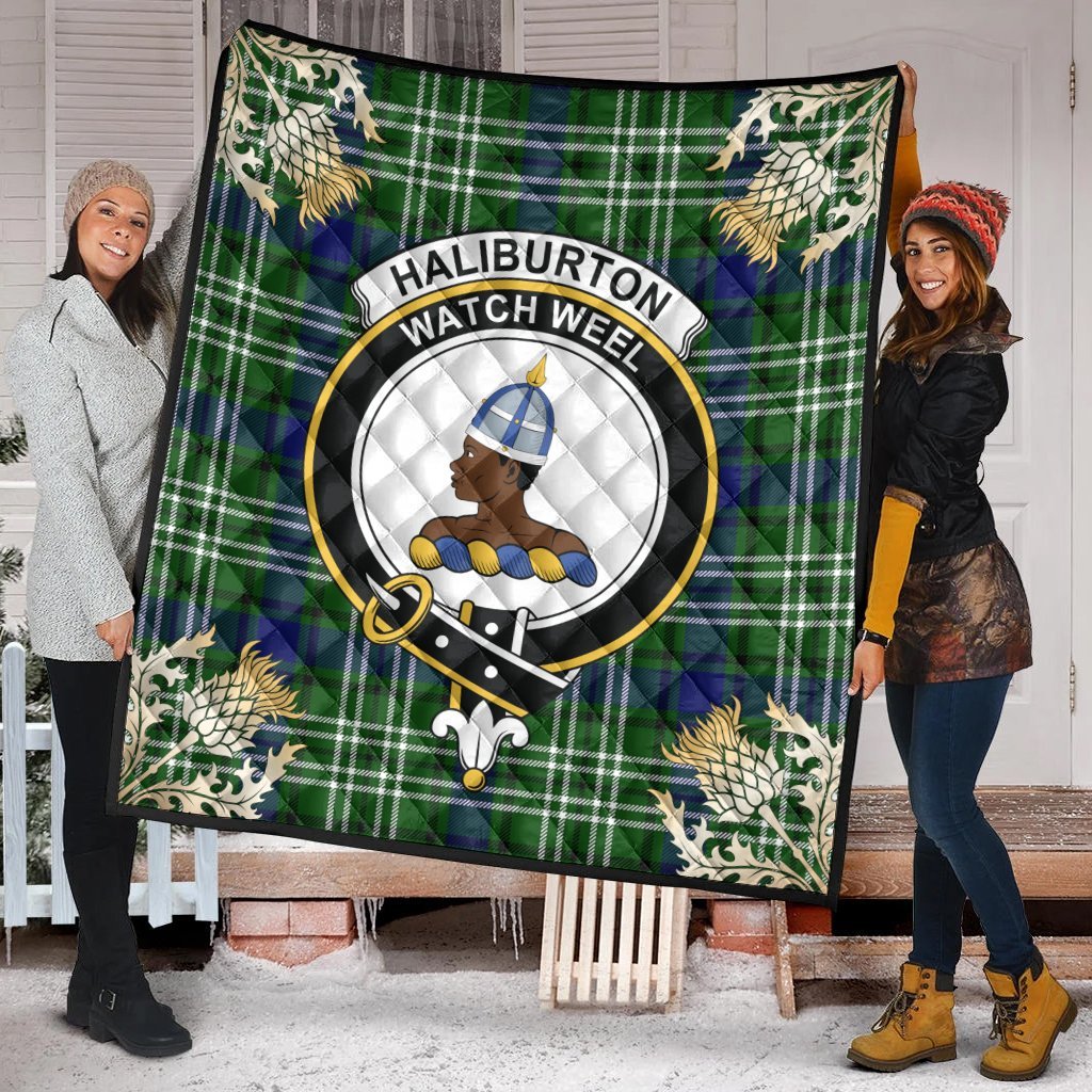 Haliburton Tartan Crest Premium Quilt - Gold Thistle Style