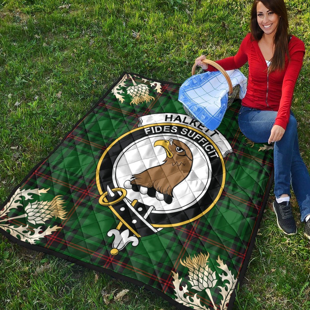 Halkett Tartan Crest Premium Quilt - Gold Thistle Style