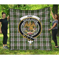 Hay White Dress Tartan Crest Quilt