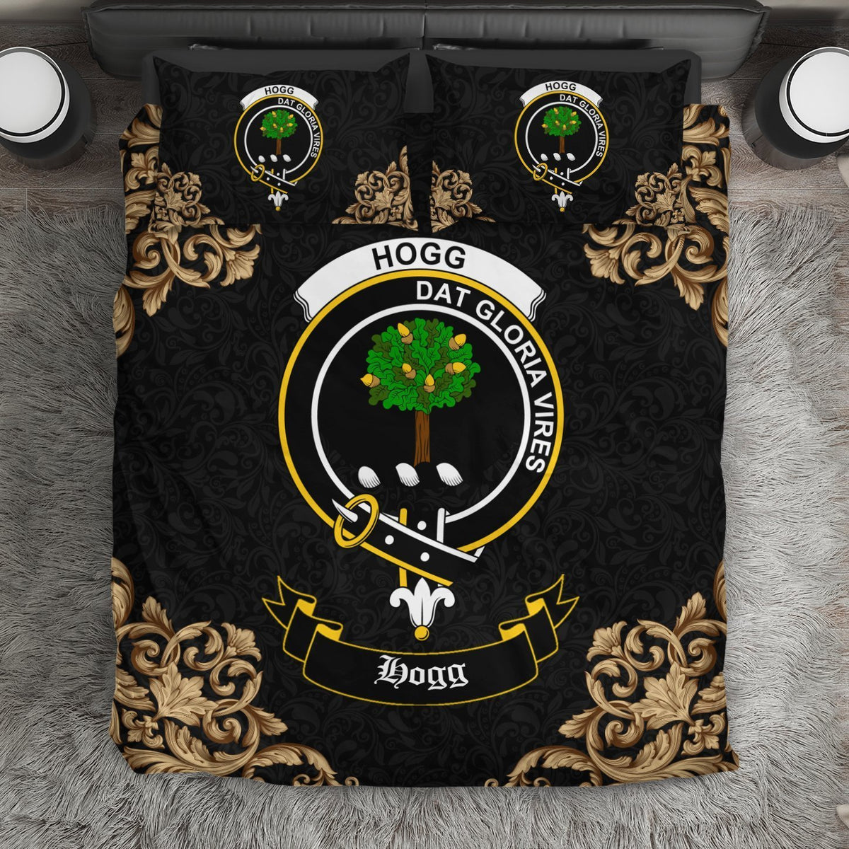 Hogg (or Hog) Crest Black Bedding Set