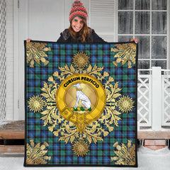 Hunter Ancient Tartan Crest Premium Quilt - Gold Thistle Style