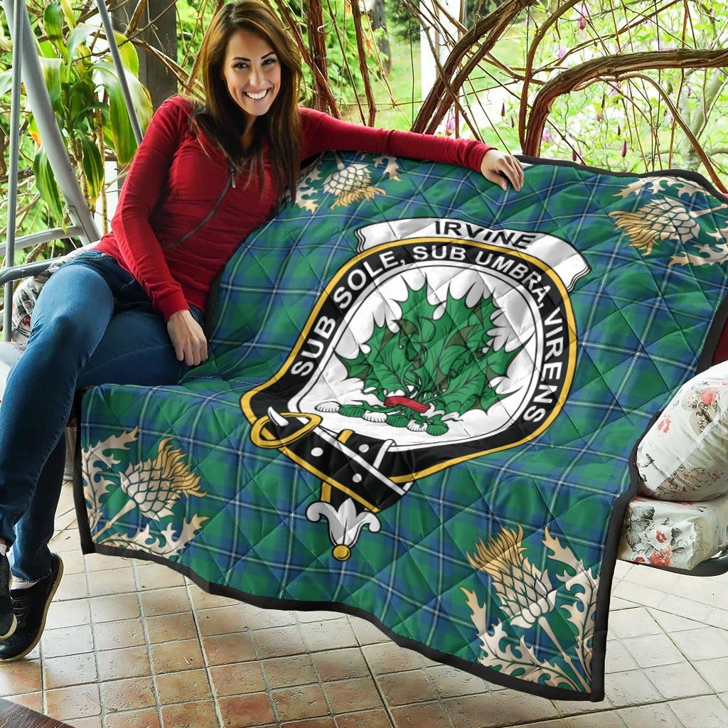 Irvine Ancient Tartan Crest Premium Quilt - Gold Thistle Style