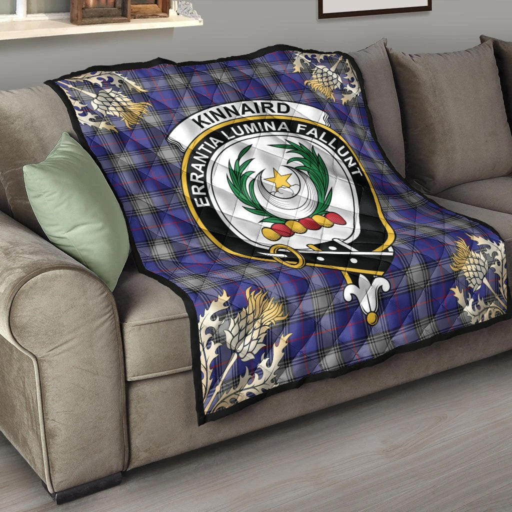 Kinnaird Tartan Crest Premium Quilt - Gold Thistle Style