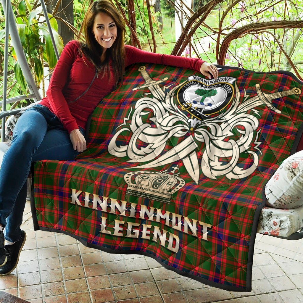 Kinninmont Tartan Crest Legend Gold Royal Premium Quilt