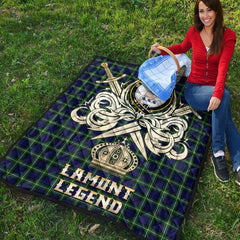 Lamont Modern Tartan Crest Legend Gold Royal Premium Quilt