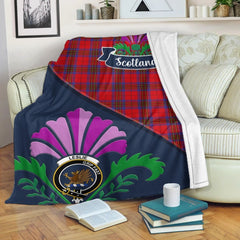 Leslie Tartan Crest Premium Blanket - Thistle Style