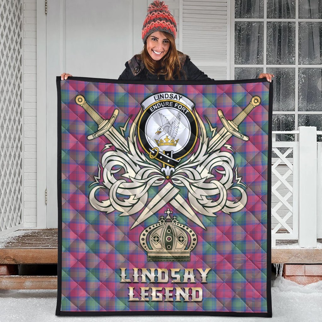 Lindsay Ancient Tartan Crest Legend Gold Royal Premium Quilt